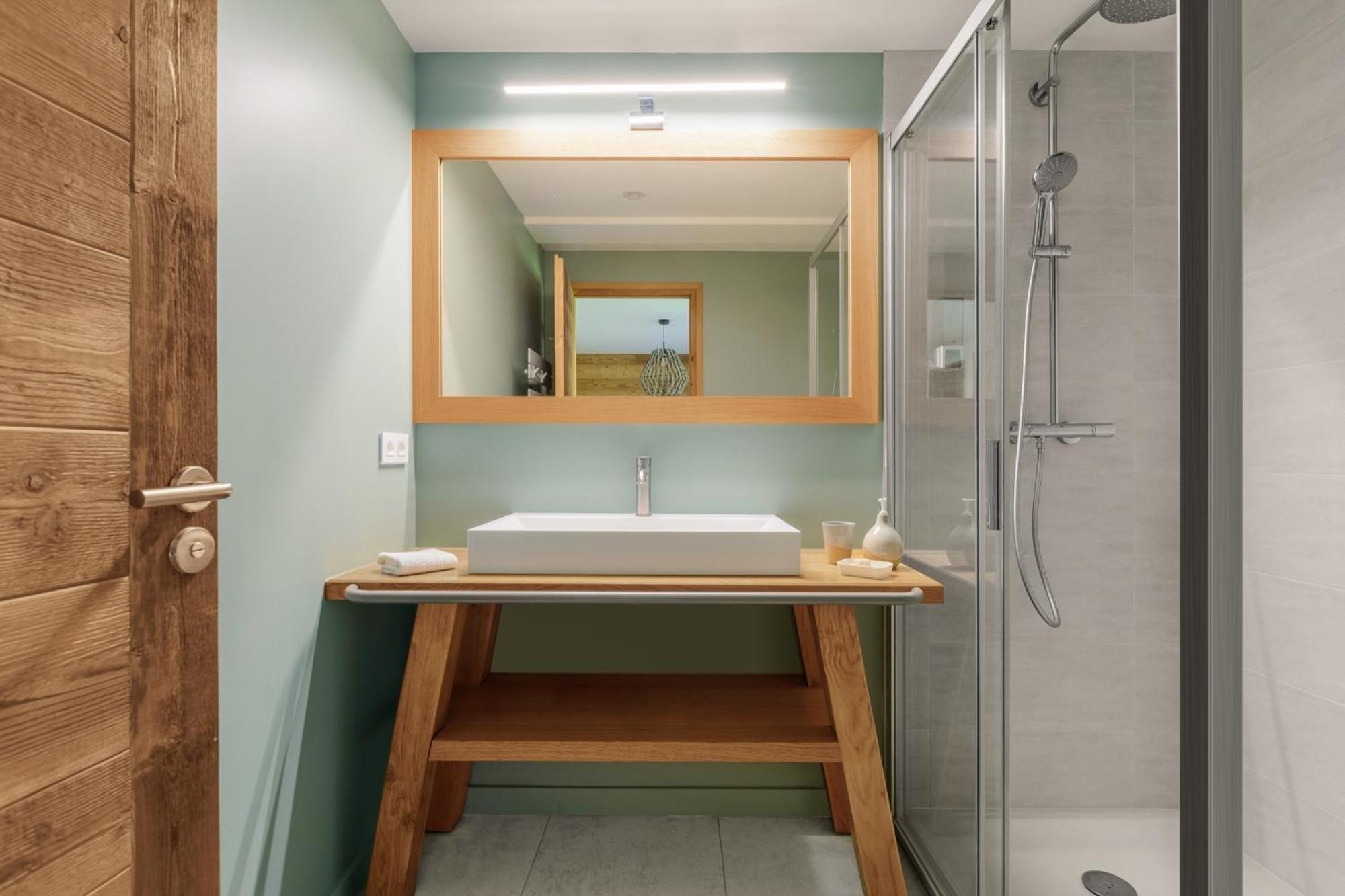 שמרוסה L'Etincelle Mountain Lodge מראה חיצוני תמונה
